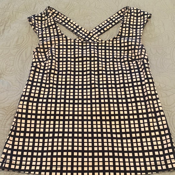 Banana Republic Tops - Banana Republic Navy and Cream Sleeveless